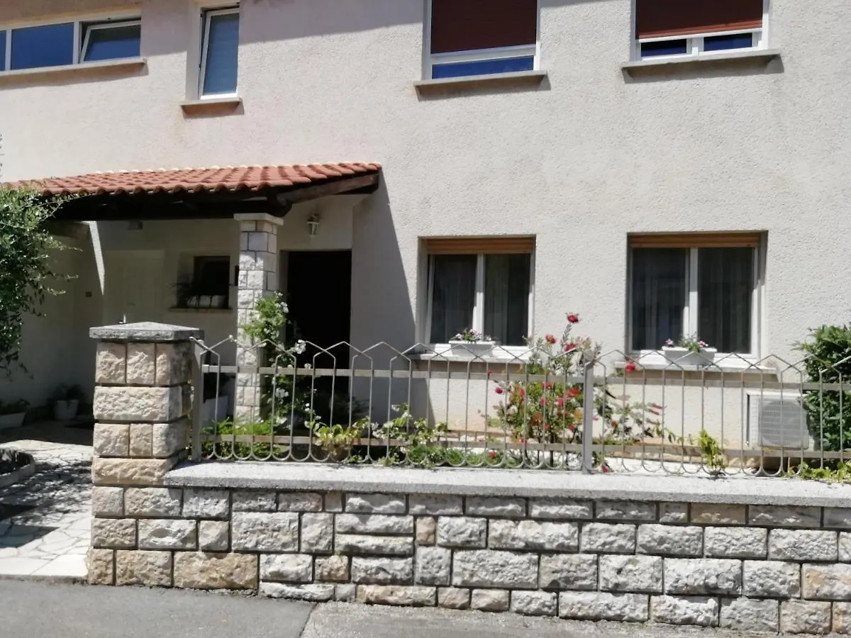 Apartments Jadranka Ivana Pula