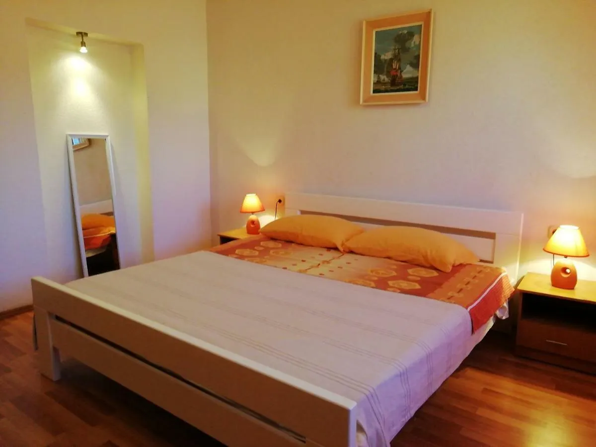 Apartments Jadranka Ivana Pula