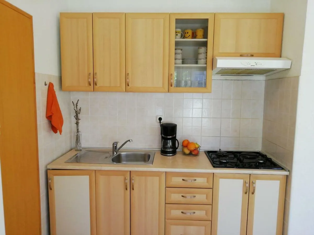 Apartments Jadranka Ivana Pula Croatia