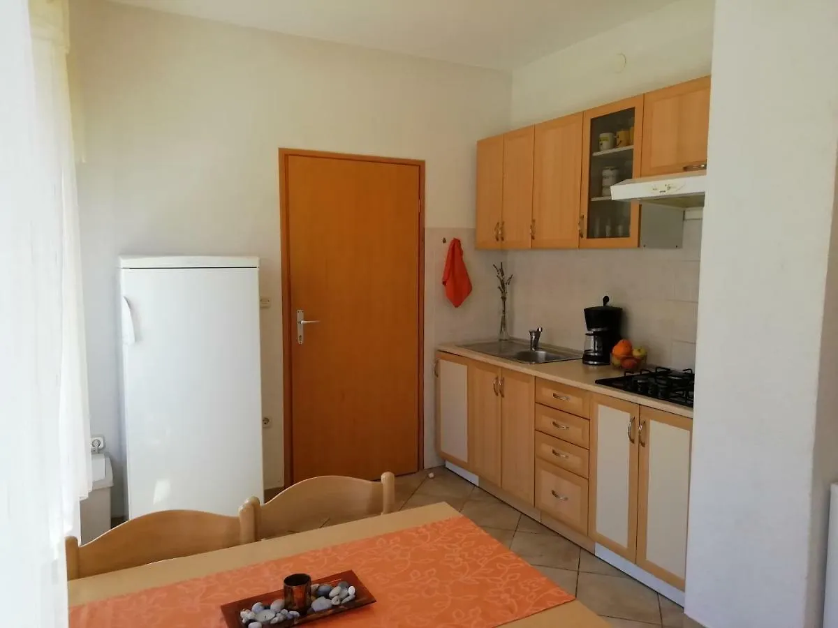 Apartments Jadranka Ivana Pula Croatia