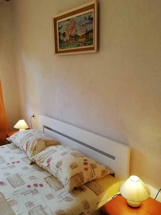 Apartments Jadranka Ivana Pula 0*,