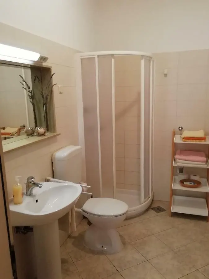 Apartments Jadranka Ivana Pula